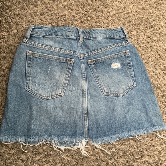 Mini denim skirt - Picture 2 of 3